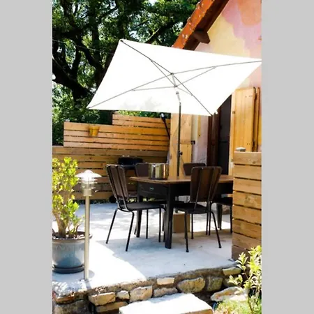 La Taniere Des Druides Holiday home Luzech